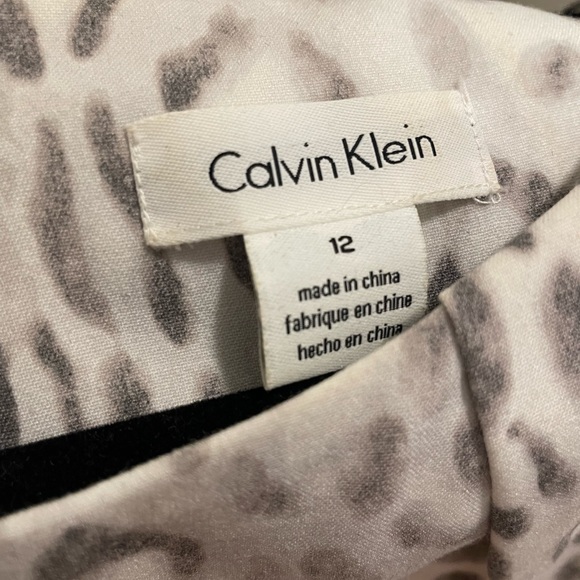 Calvin Klein size 12 white leopard print dress - Picture 4 of 4